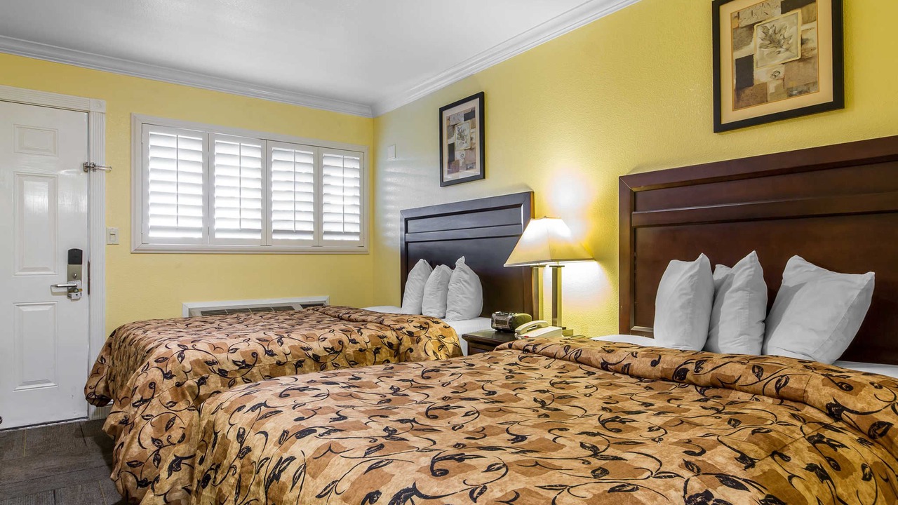 Photo of Bedroom in Central Berkeley