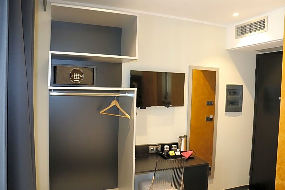 Photo of Others in Jules Ferry - Recamier