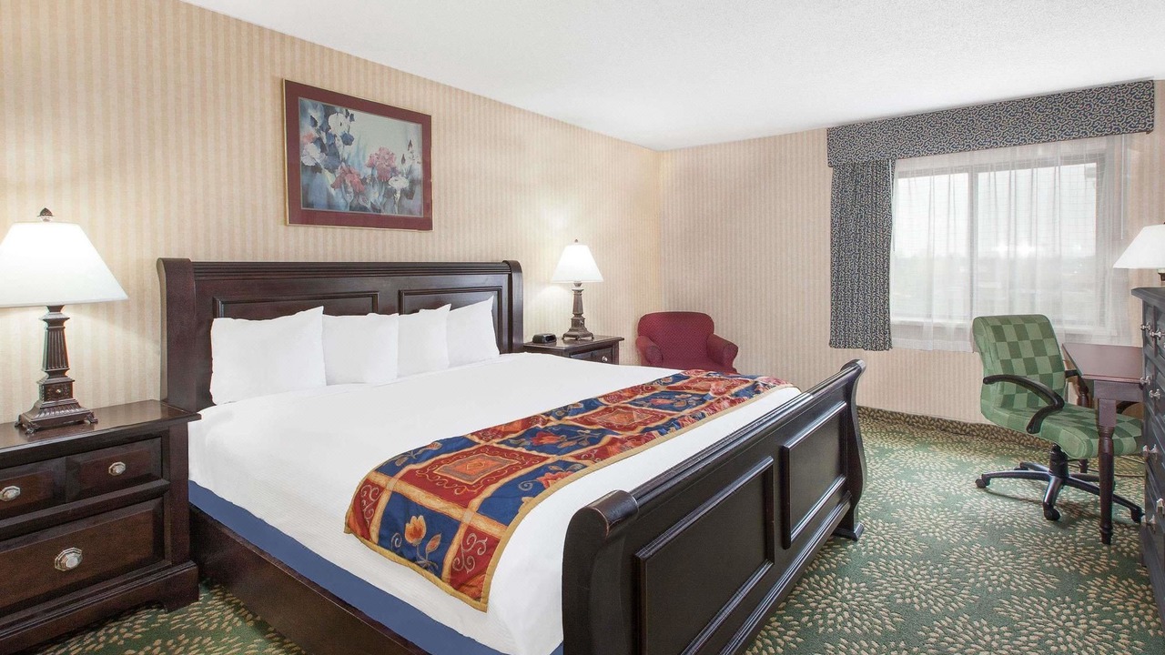 Photo of Bedroom in Flint