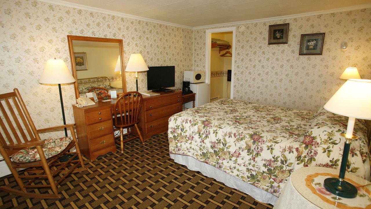 Photo of Others in Bennington