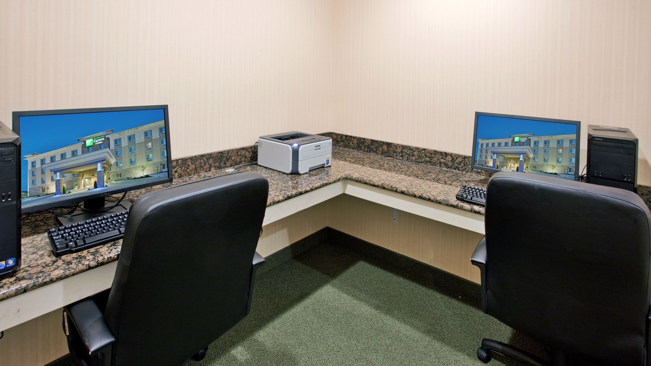 Photo of Livingroom in Topeka