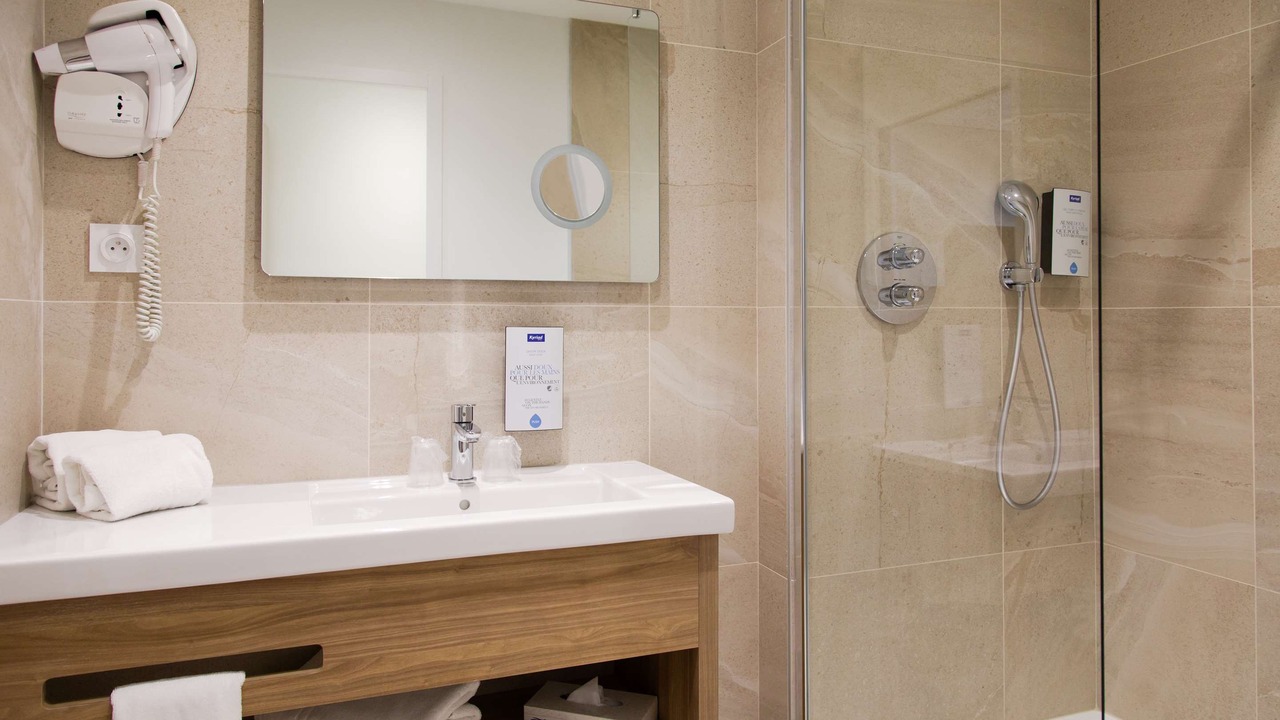 Photo of Bathroom in Lunel