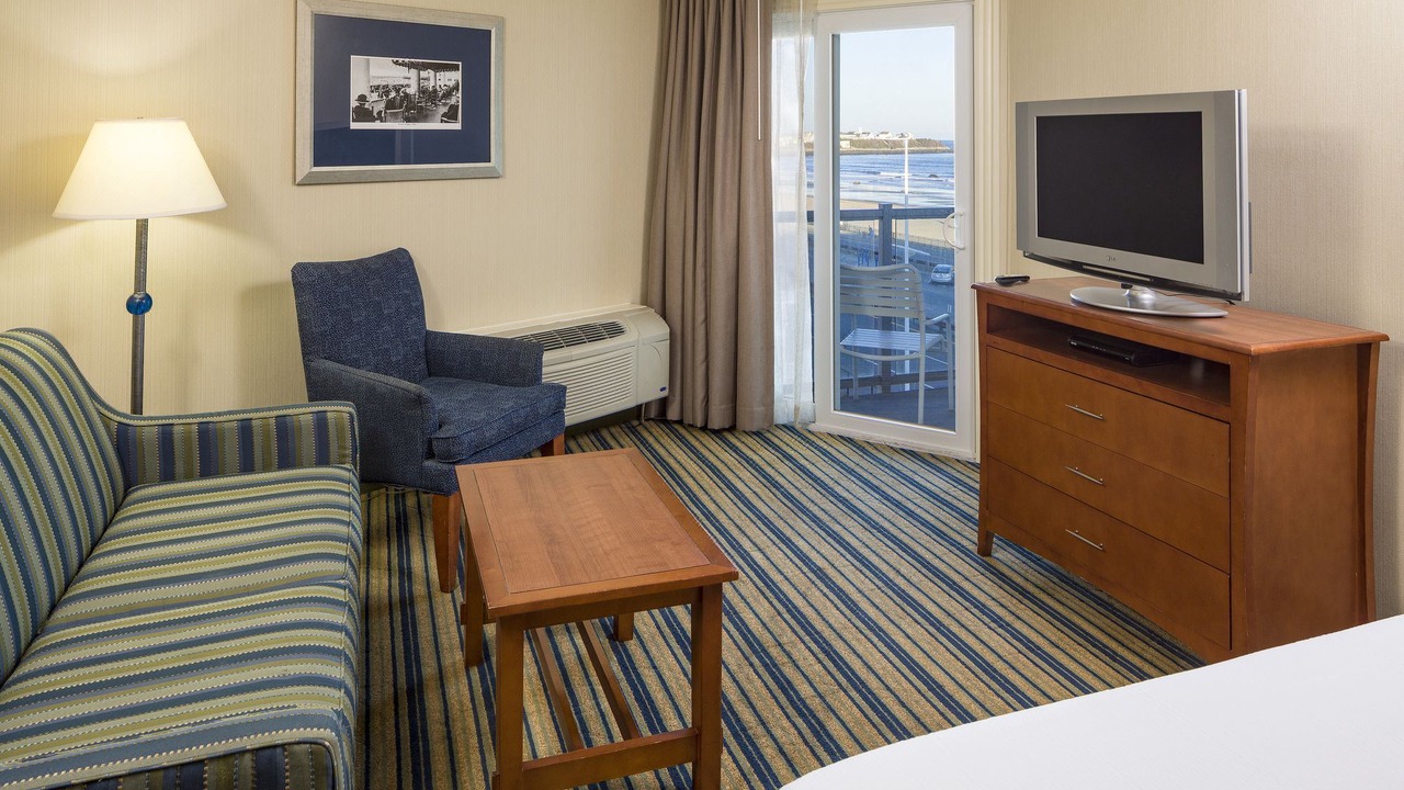 Photo of Livingroom in Hampton