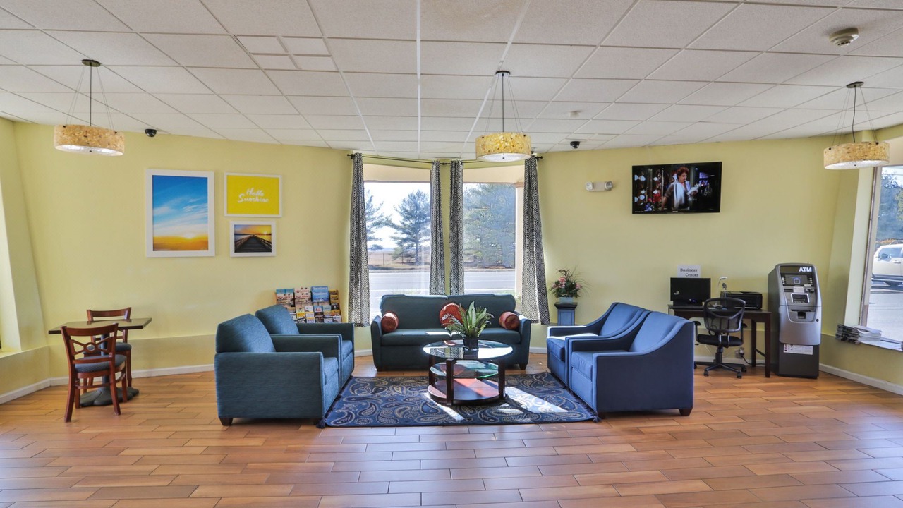 Photo of Livingroom in Wrightstown