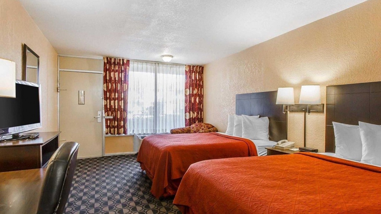 Photo of Bedroom in Ada