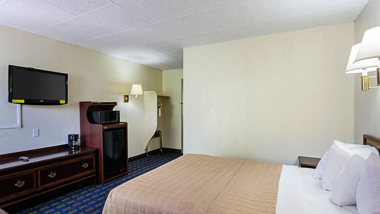 Photo of Bedroom in Waynesboro