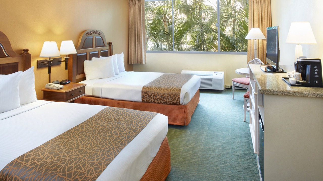 Photo of Others in Western Honolulu