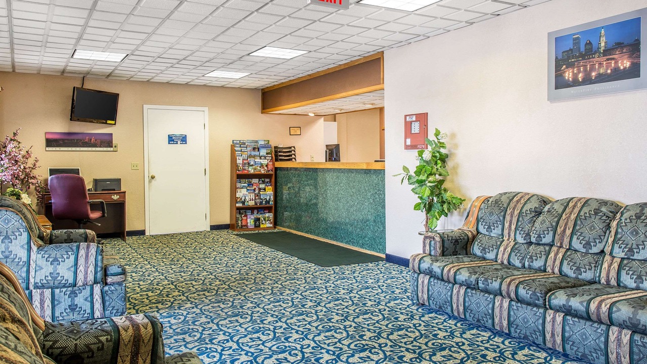 Photo of Livingroom in Cranston