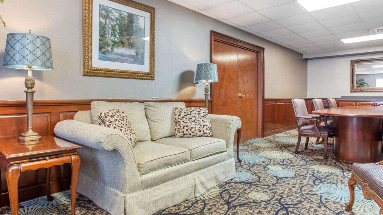 Photo of Livingroom in Charleston
