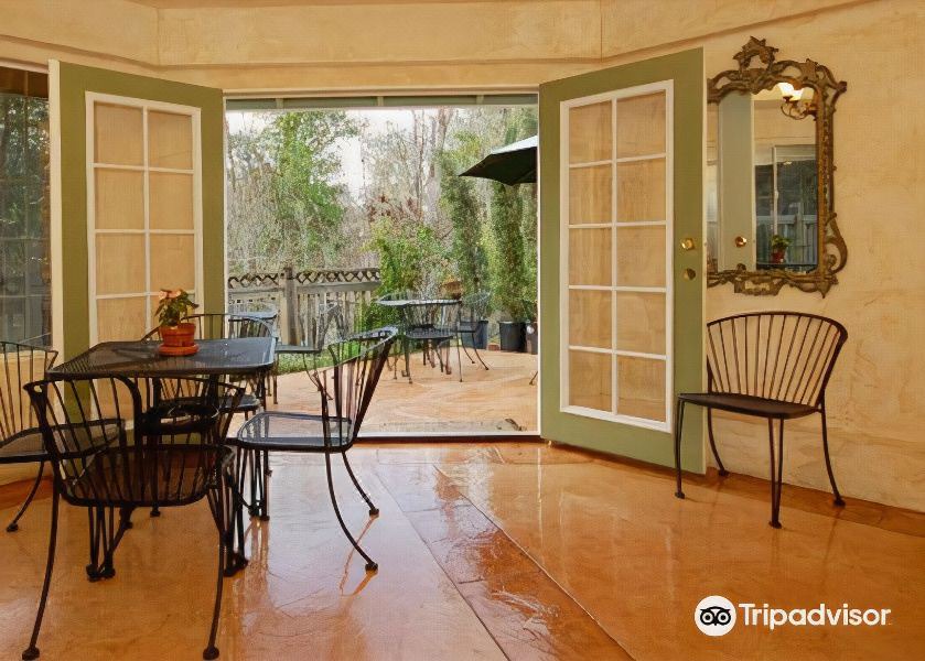 Photo of Others in Willits