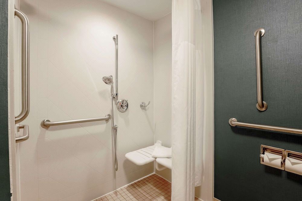 Photo of Bathroom in Bedford Park