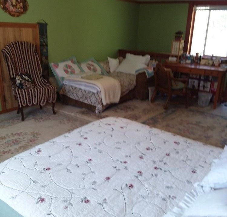 Photo of Bedroom in Happy Valley