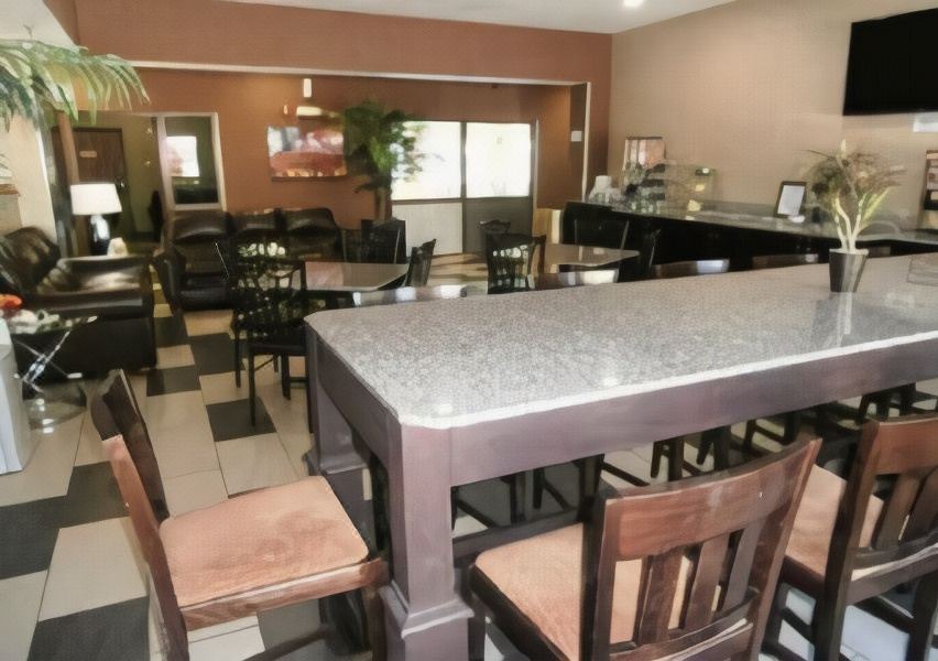 Photo of Livingroom in Blue Springs