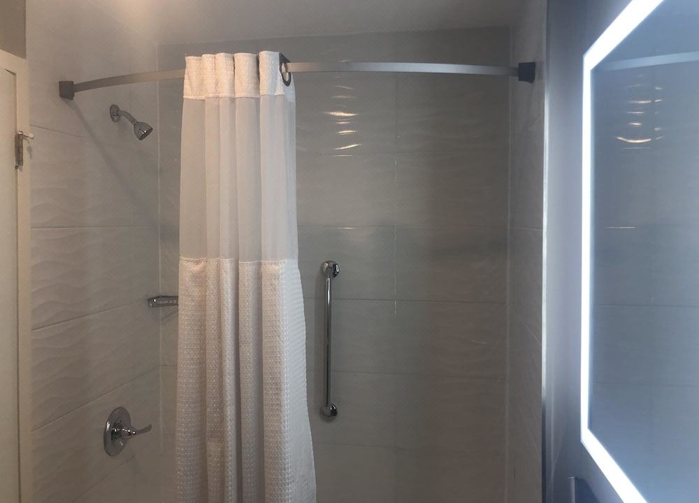 Photo of Bathroom in Fort Lee