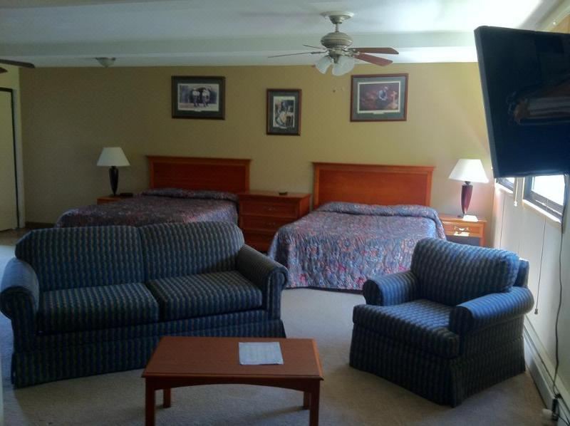 Photo of Livingroom in Highland Falls