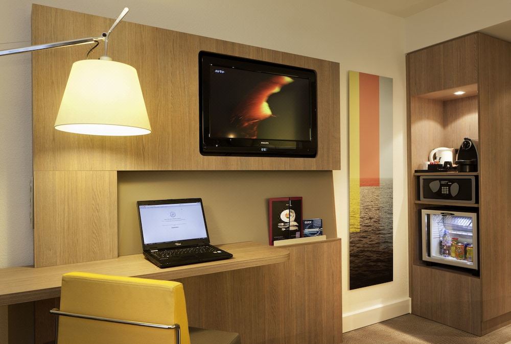 Photo of Livingroom in Porte d'Asnieres