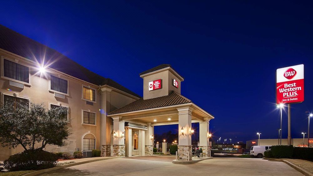 Photo of Buildings in Tyler