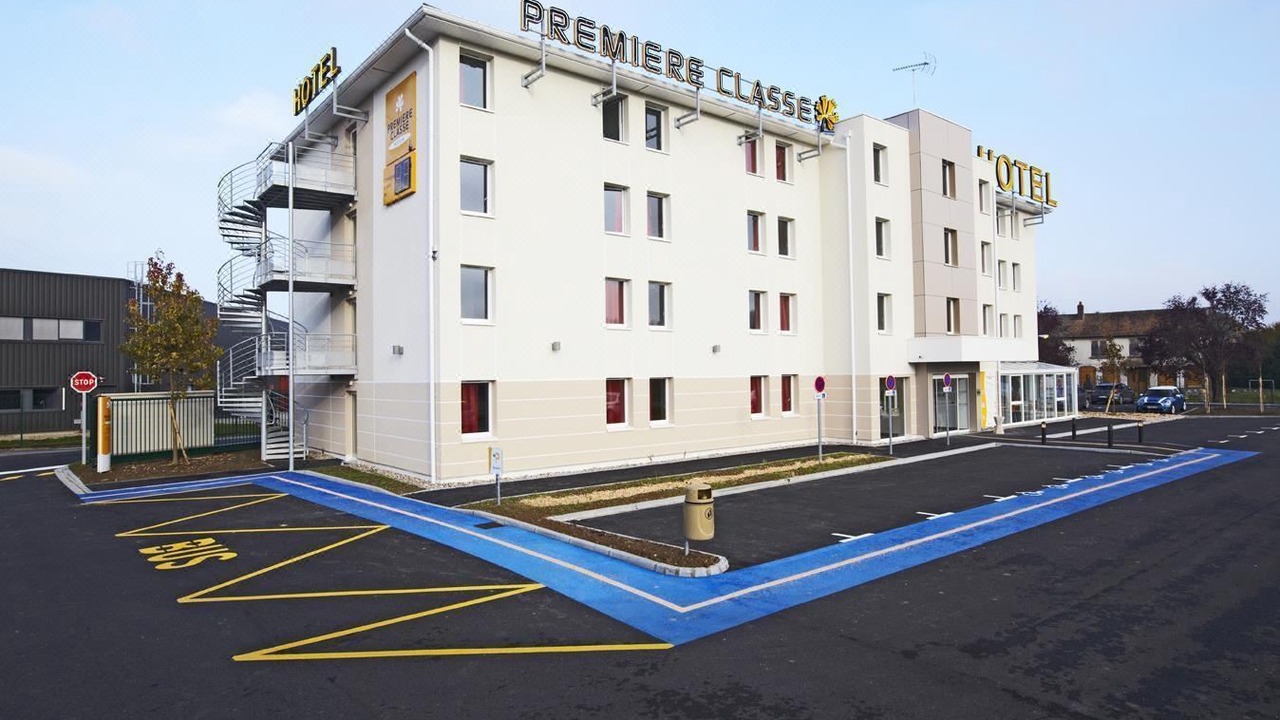 Photo of Buildings in Val-de-Reuil