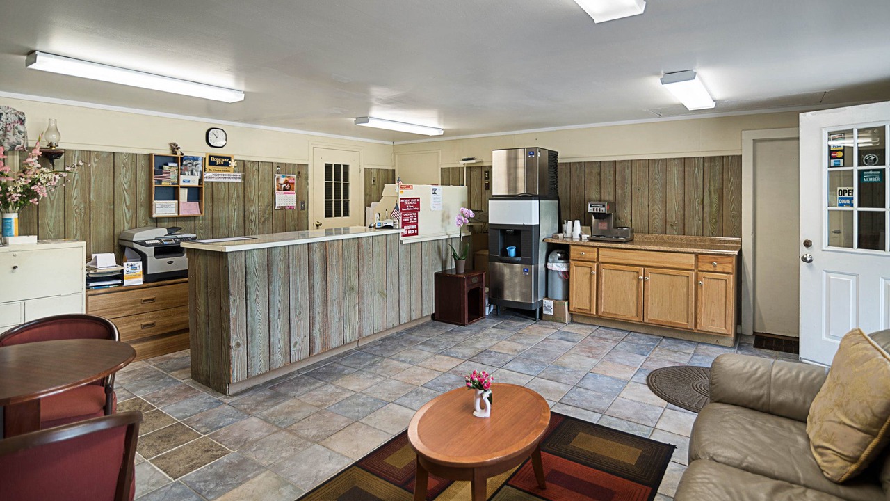 Photo of Livingroom in Westminster