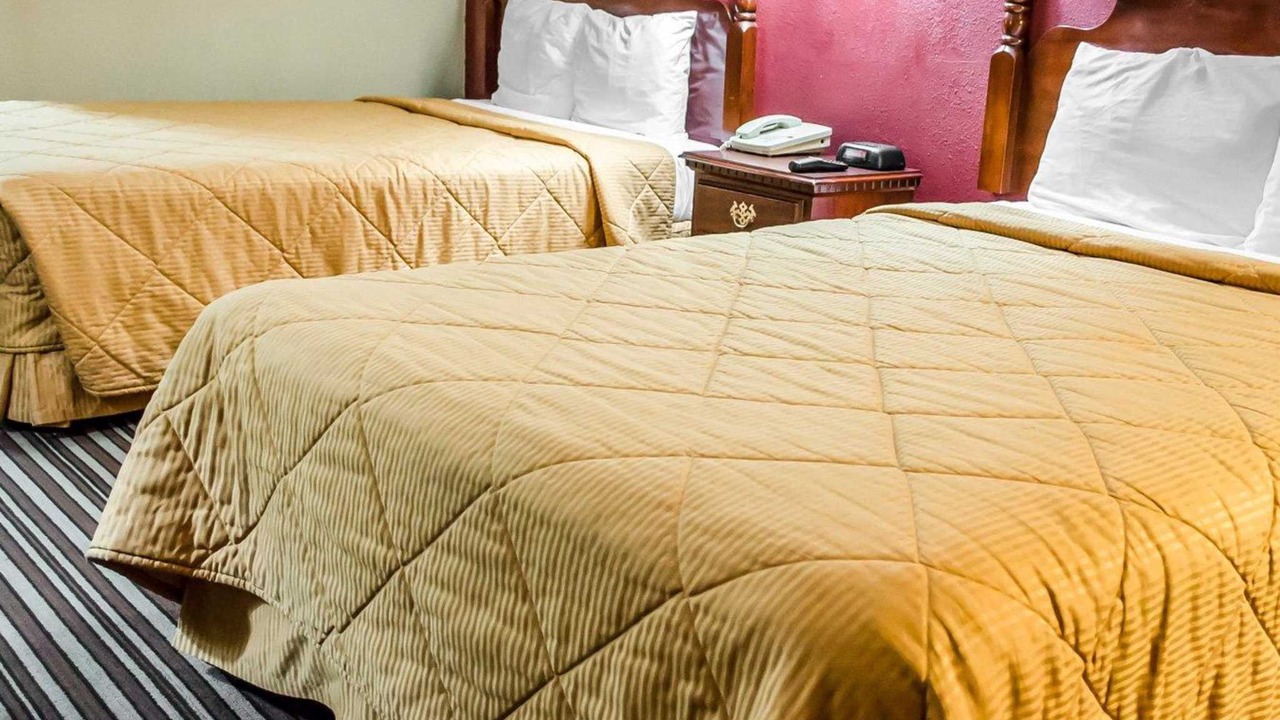 Photo of Bedroom in Pine Grove