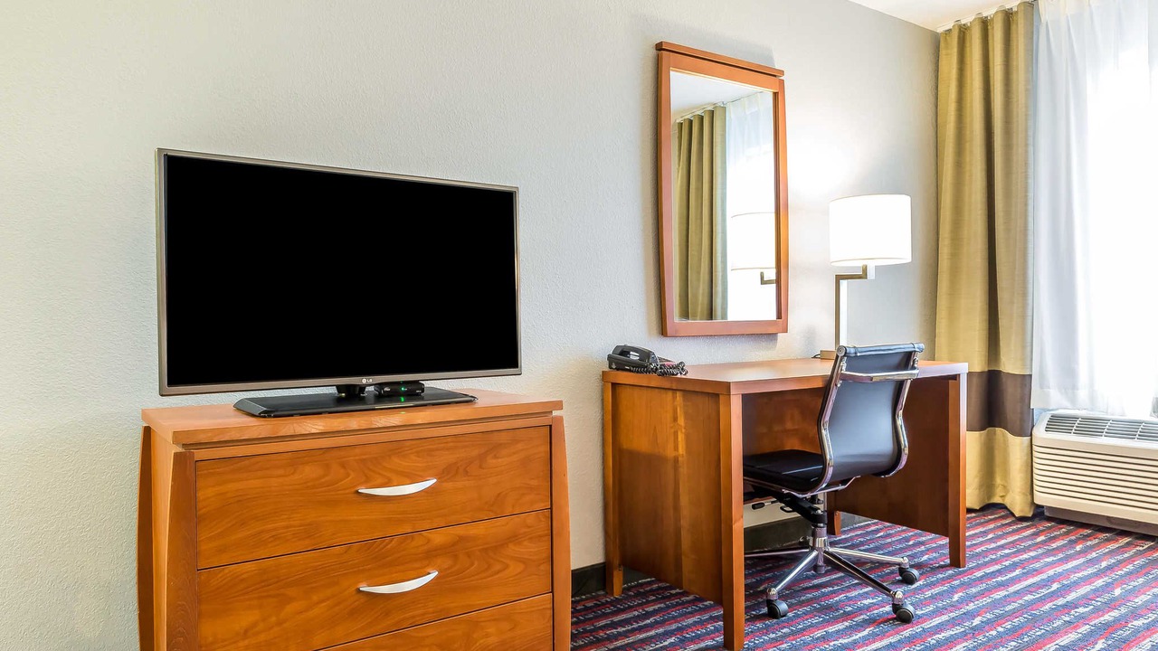 Photo of Livingroom in Alton