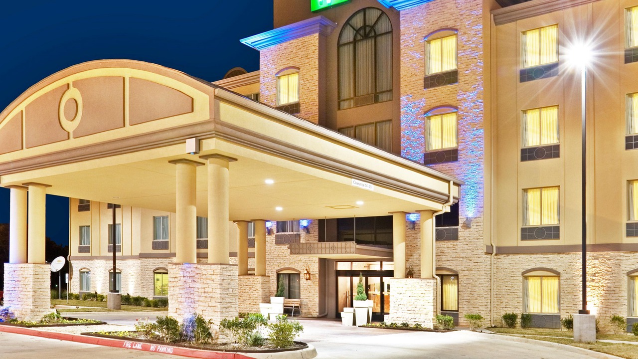 Photo of Buildings in White Rock Hills