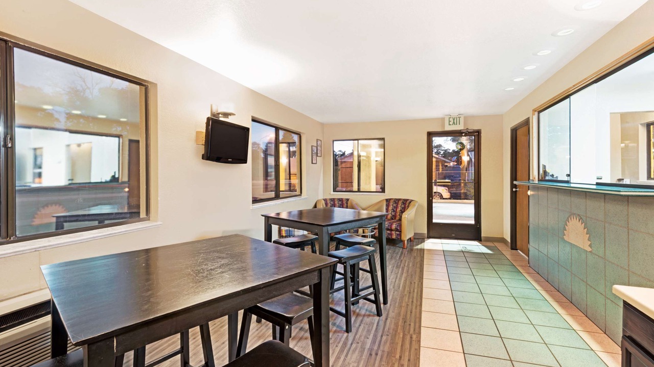 Photo of Livingroom in Espanola