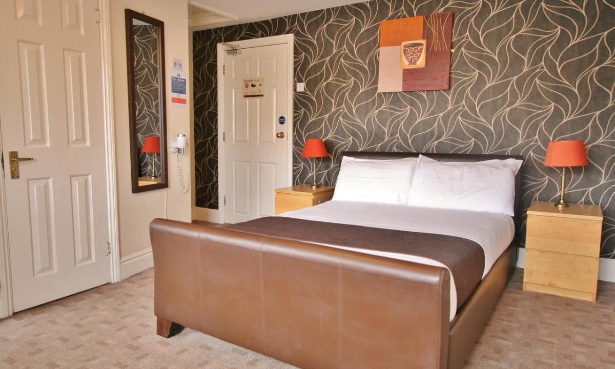 Photo of Bedroom in Cheltenham