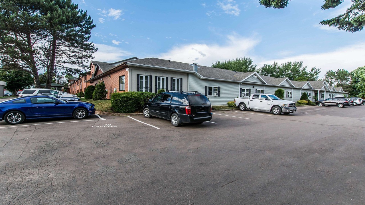 Photo of Buildings in Summerside