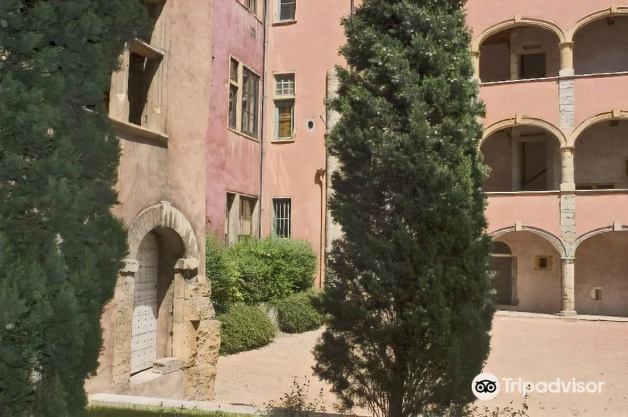 Photo of Buildings in 2nd Arrondissement