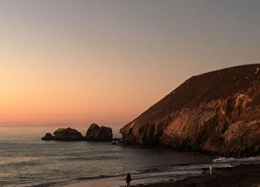 Photo of Bedroom in Rockaway Beach