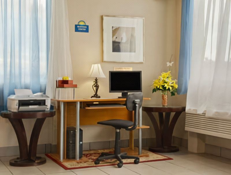 Photo of Livingroom in Southington