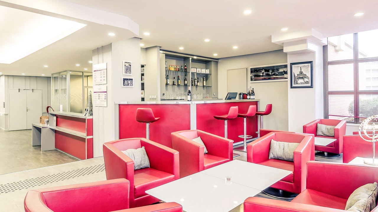 Photo of Livingroom in Cergy