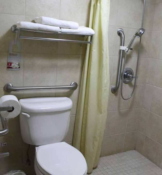 Photo of Bathroom in Perry