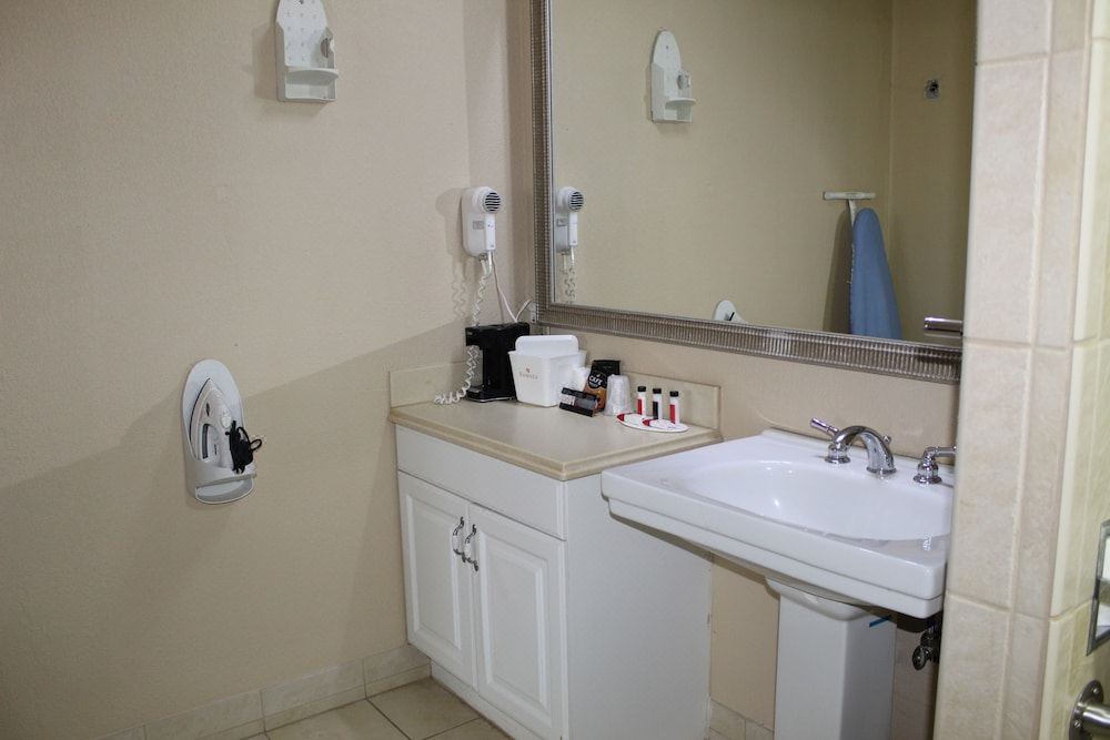 Photo of Bathroom in Perry