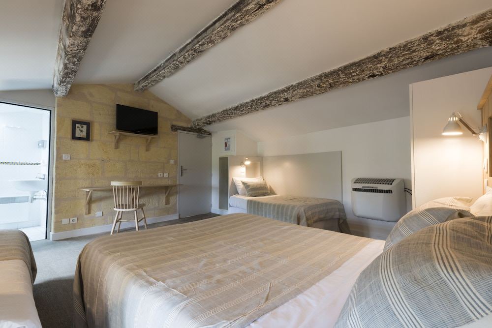 Photo of Bedroom in Saint-Emilion