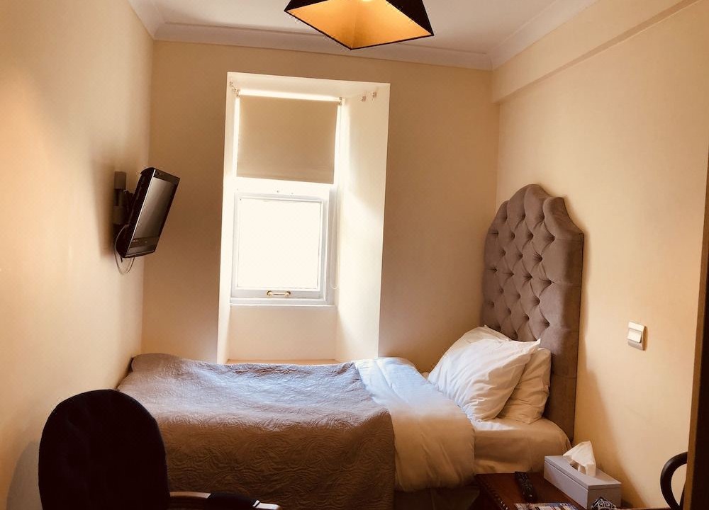 Photo of Bedroom in Newington