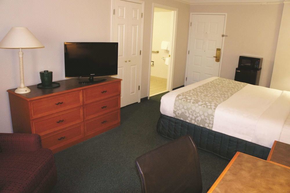 Photo of Bedroom in Lenexa