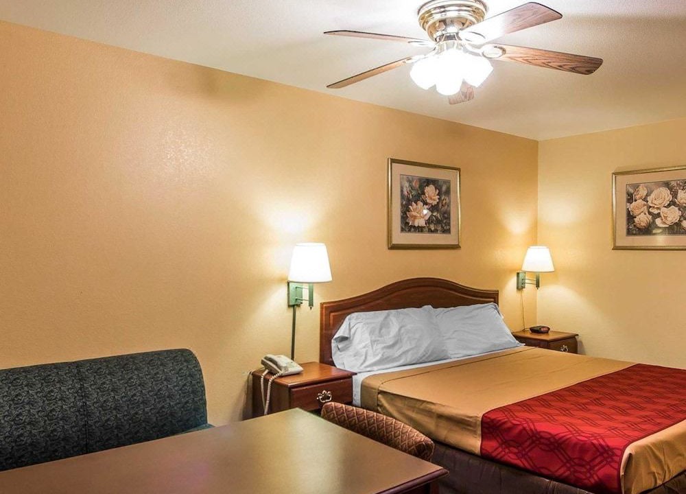 Photo of Bedroom in Bartlesville