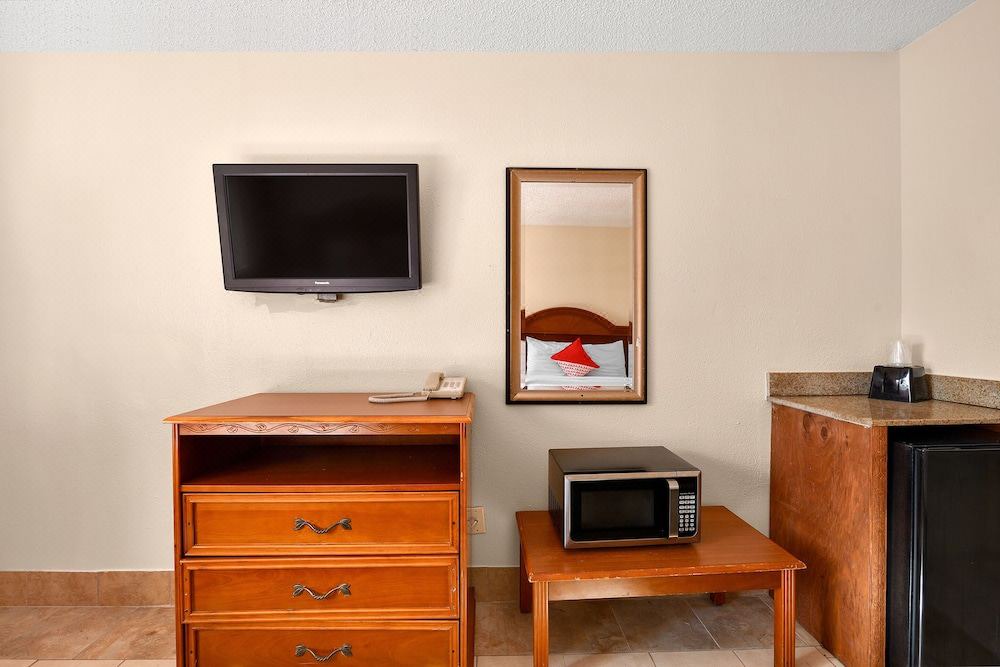 Photo of Livingroom in Lackland Terrace