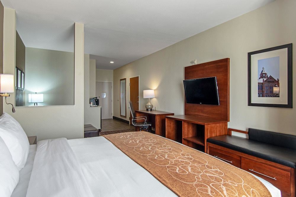 Photo of Bedroom in Northwest Dallas