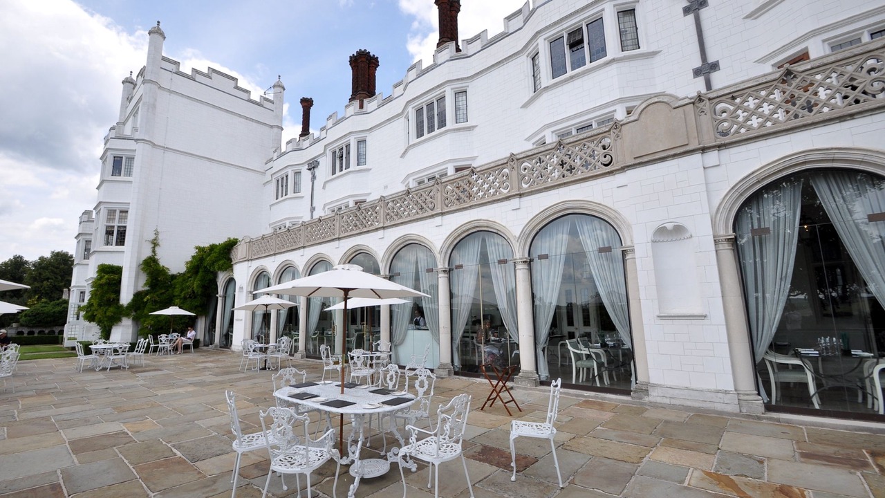 Photo of Buildings in Medmenham