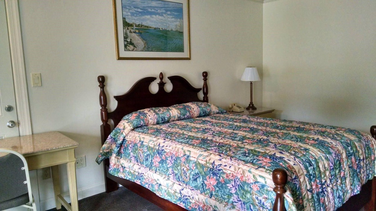 Photo of Bedroom in Newport News