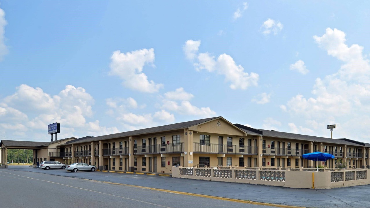 Photo of Buildings in Caddo Valley