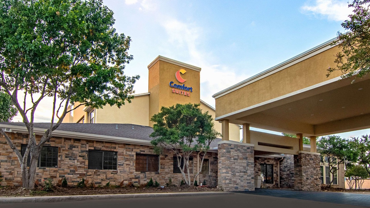Photo of Buildings in Northwest Dallas