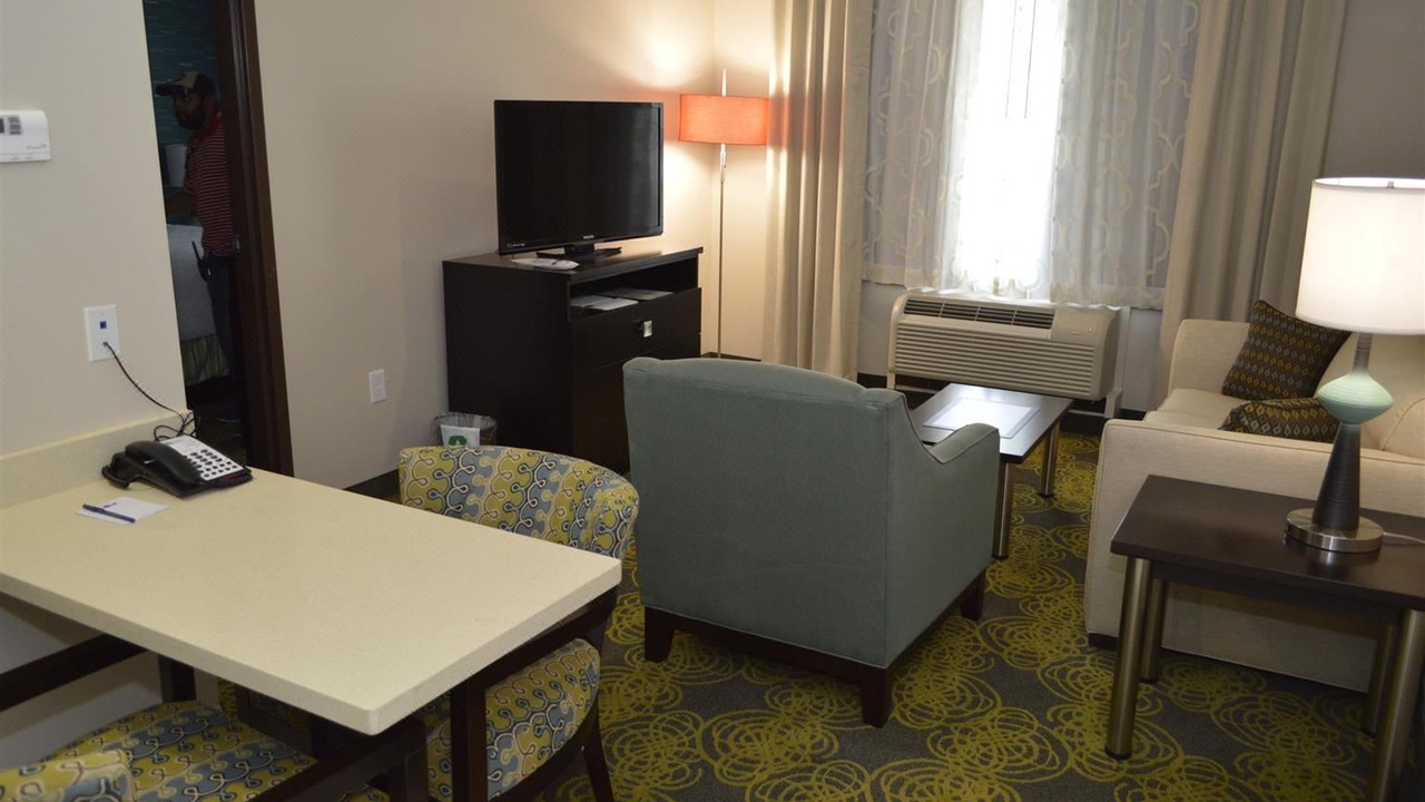 Photo of Livingroom in Willowbrook