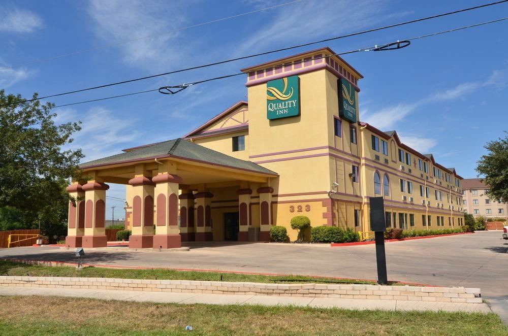 Photo of Buildings in West San Antonio