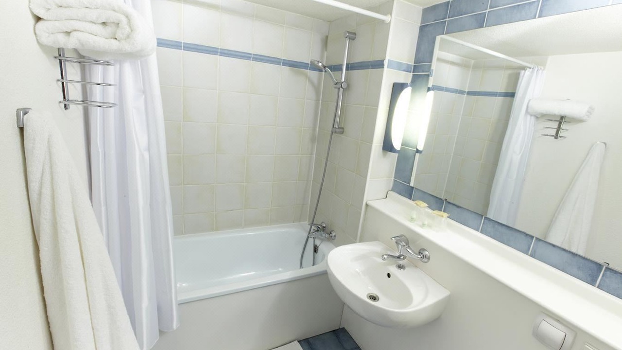 Photo of Bathroom in Balaruc-le-Vieux