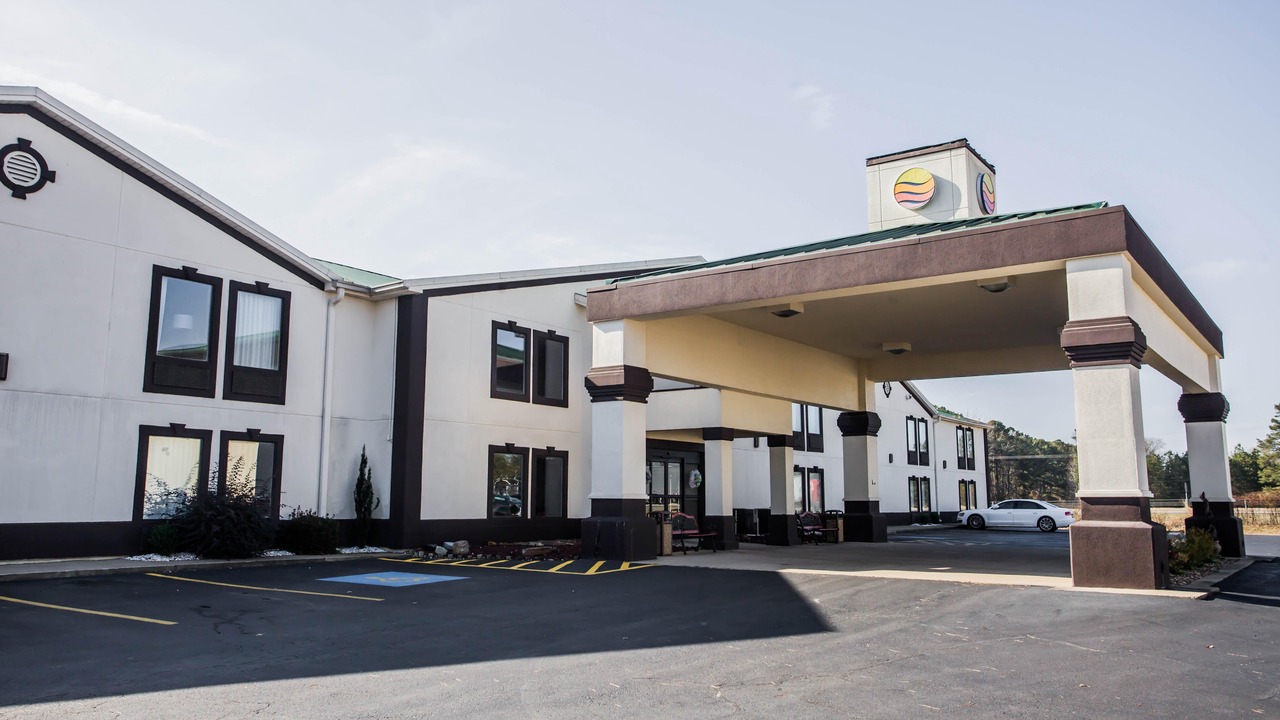 Photo of Buildings in Caddo Valley