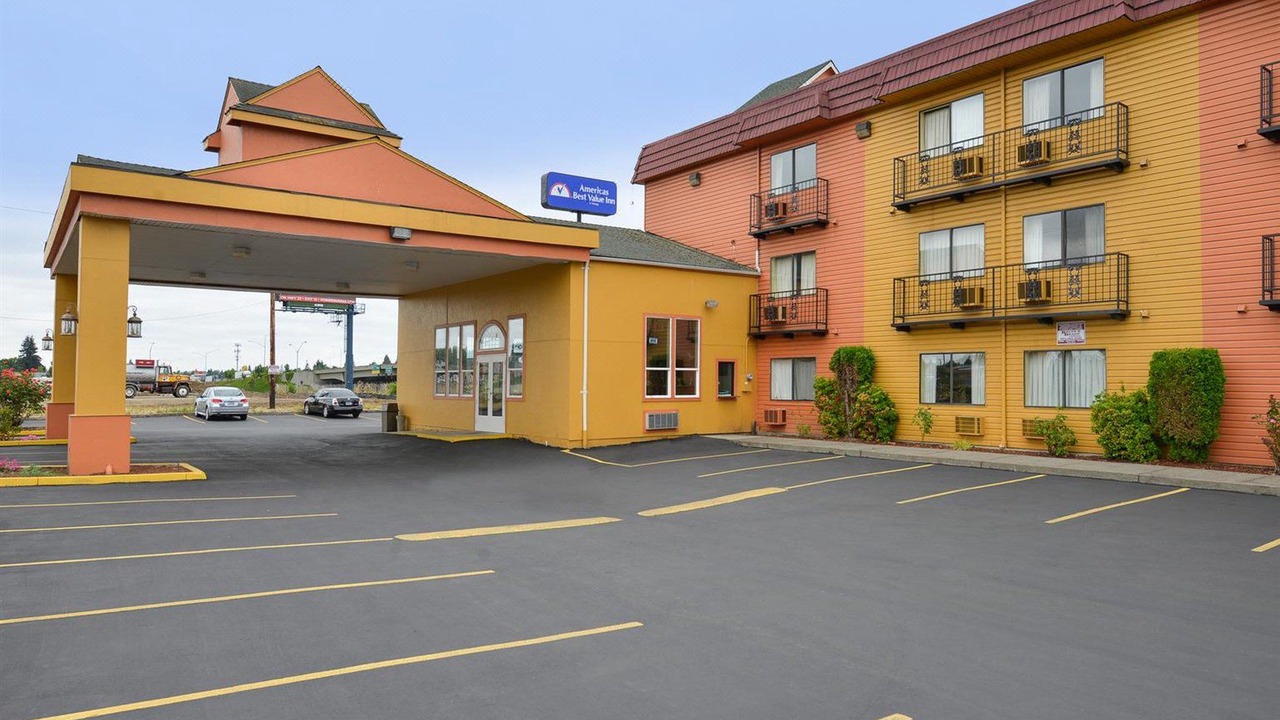 Photo of Buildings in Salem